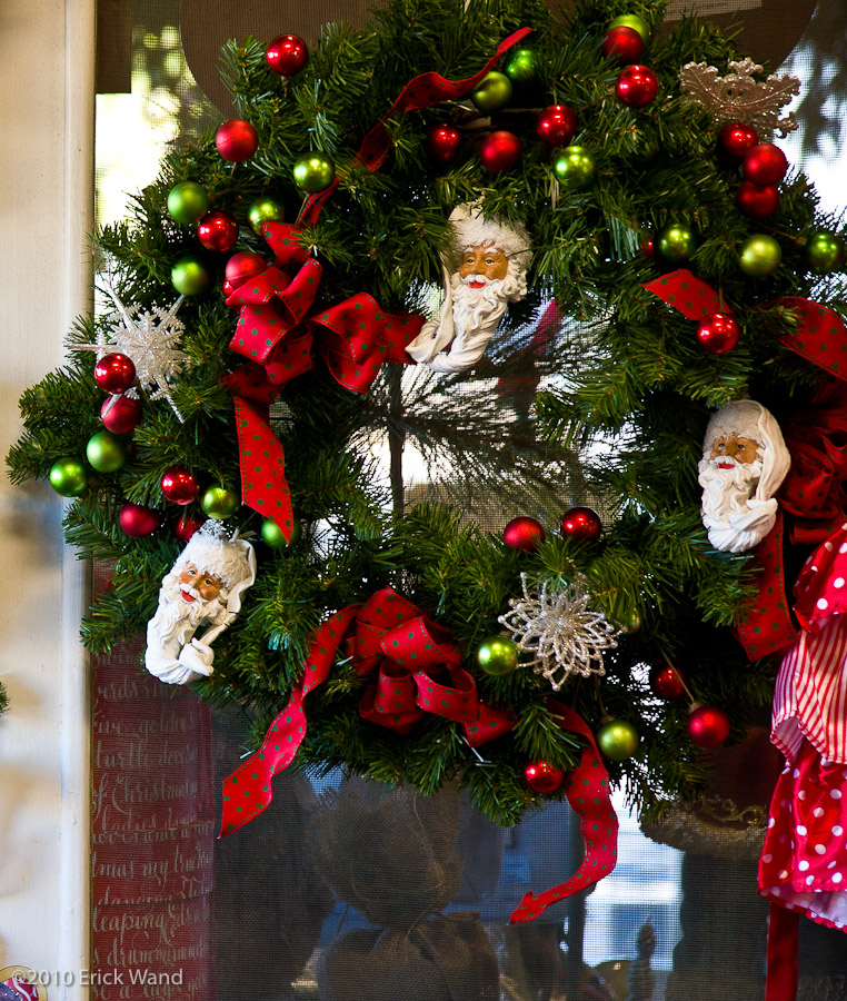 Art of Flowers Holiday Showcase 2010  - Image Name: AOF Xmas10_6659