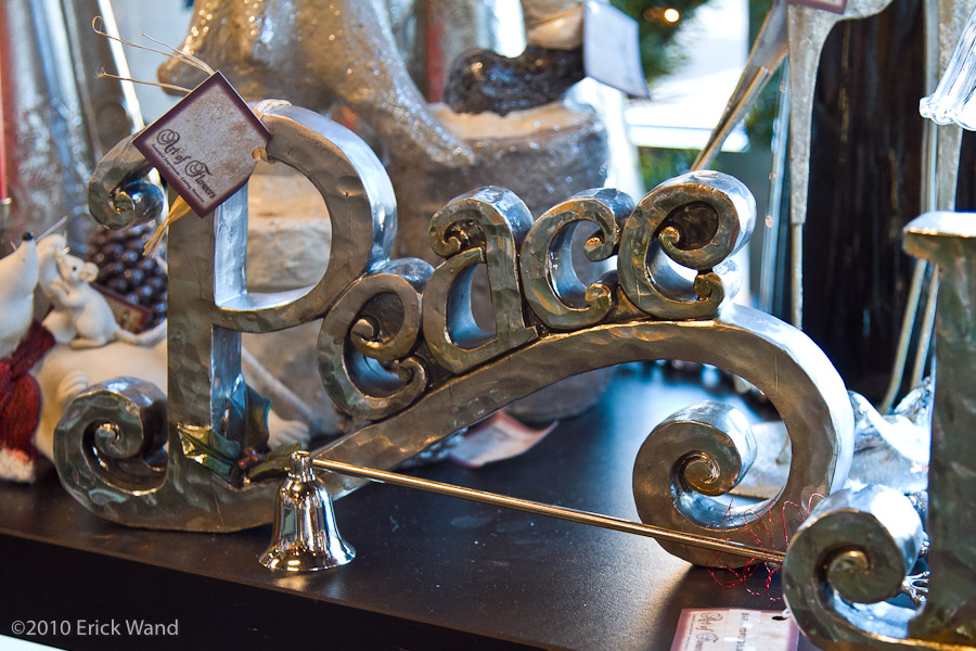 Art of Flowers Holiday Showcase 2010  - Image Name: AoF_Holiday2010_9997