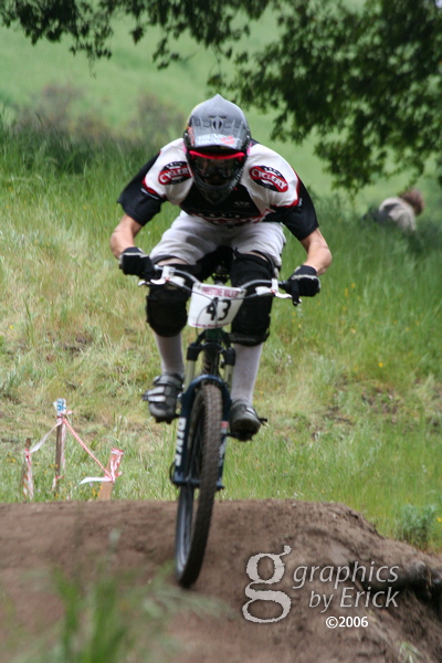 cr06_downhill_3168.jpg