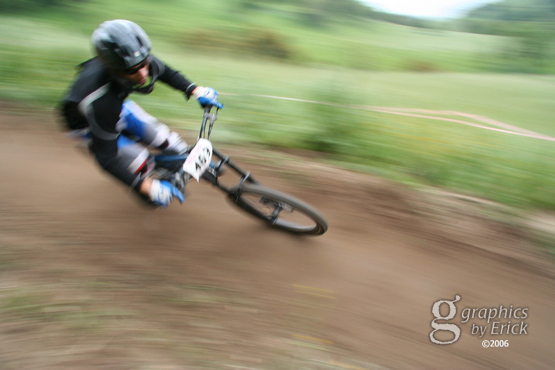 cr06_downhill_3233.jpg