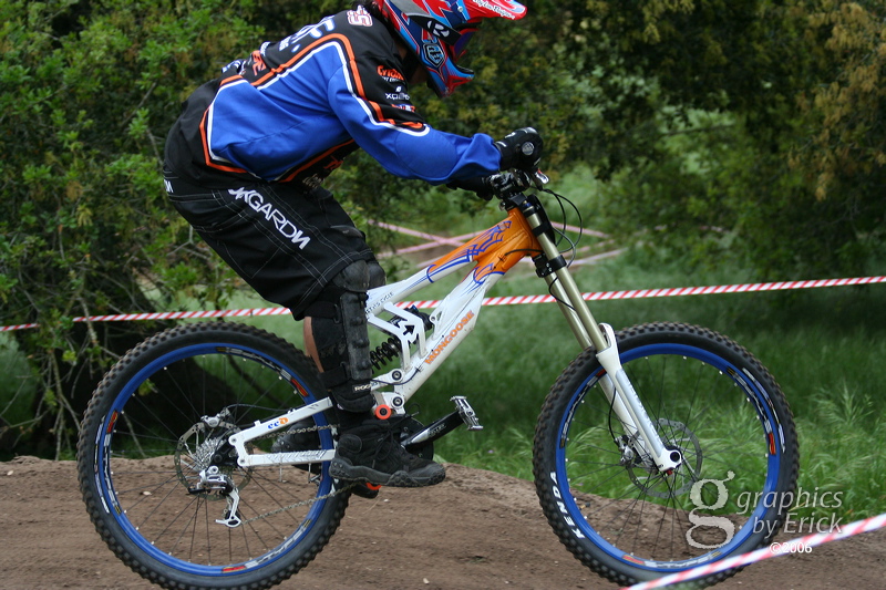 cr06_downhill_3253.jpg