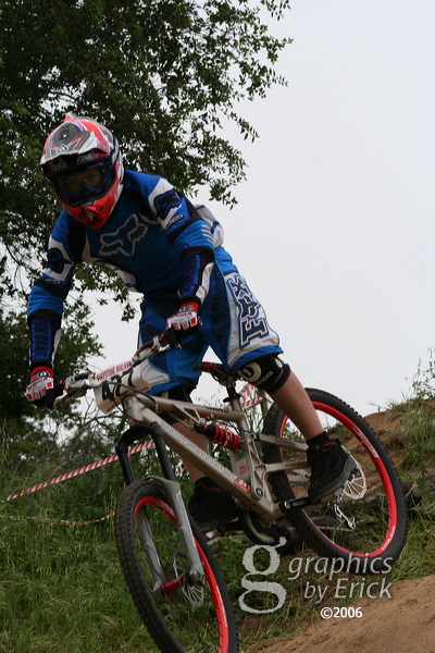 cr06_downhill_3280.jpg