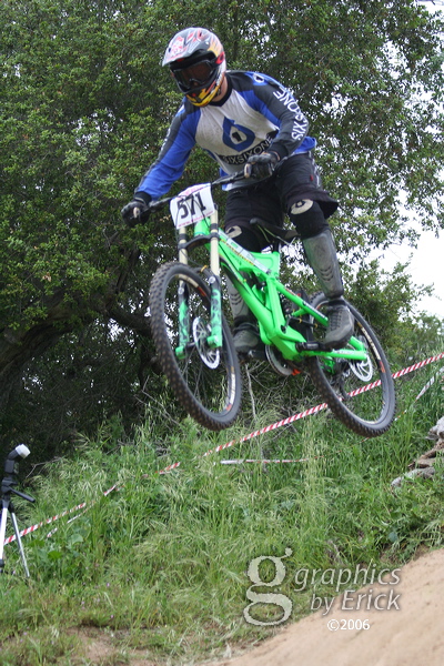 cr06_downhill_3297.jpg