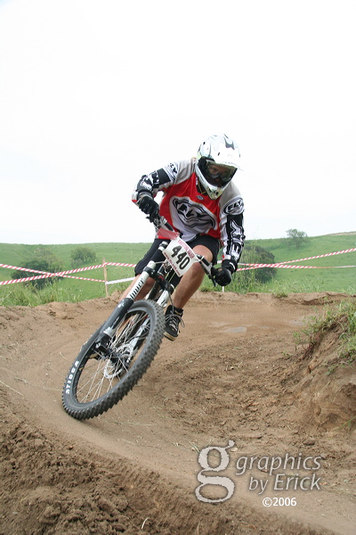 cr06_downhill_3376.jpg