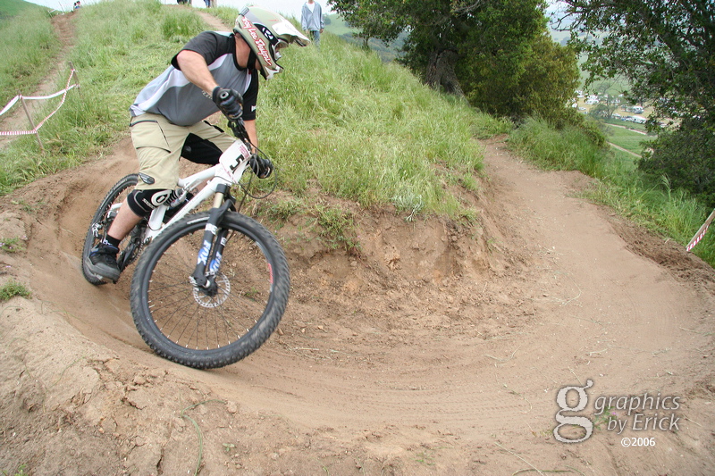 cr06_downhill_3383.jpg